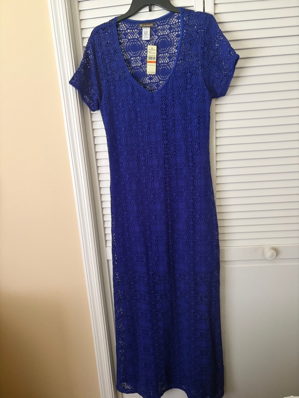 NWT Tommy Bahama, Elegant Blue Lace Dress! Underneath lining to knees.